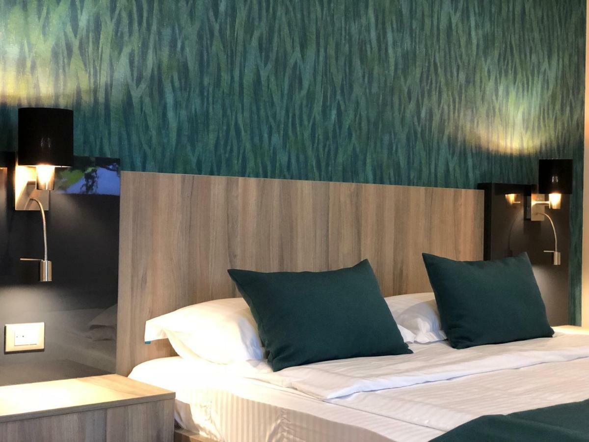 Pensiunea Lido Piatra Neamt Luaran gambar